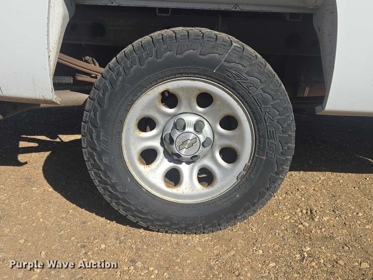 image for item ER1557 2008 Chevrolet Silverado pickup truck