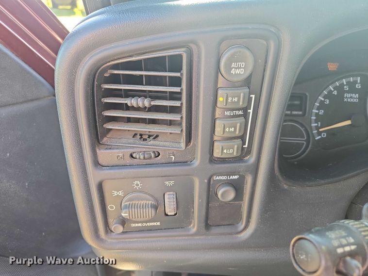 image for item ER1558 2002 Chevrolet Silverado 1500 Ext. Cab pickup truck