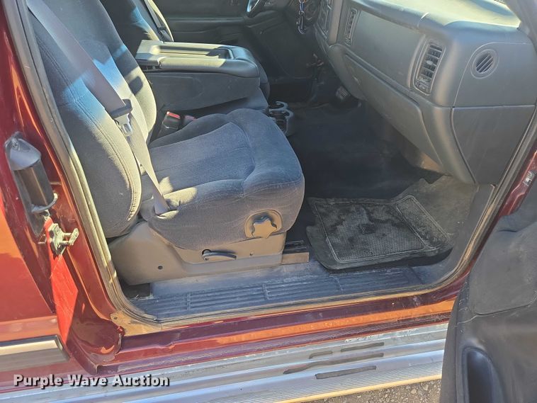 image for item ER1558 2002 Chevrolet Silverado 1500 Ext. Cab pickup truck