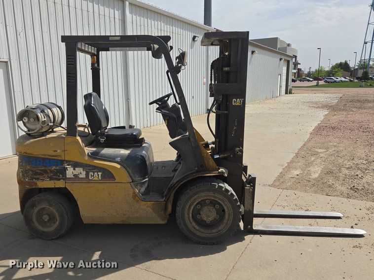 image for item ER1617 Caterpillar P6000 forklift