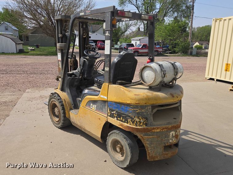 image for item ER1617 Caterpillar P6000 forklift