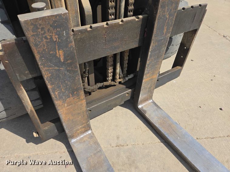 image for item ER1617 Caterpillar P6000 forklift