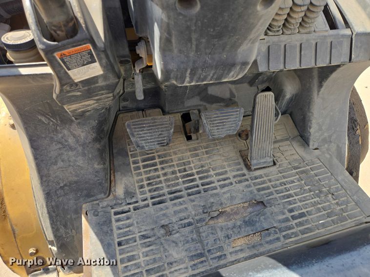 image for item ER1617 Caterpillar P6000 forklift