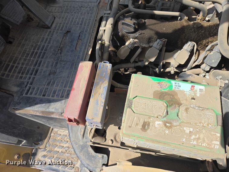 image for item ER1617 Caterpillar P6000 forklift