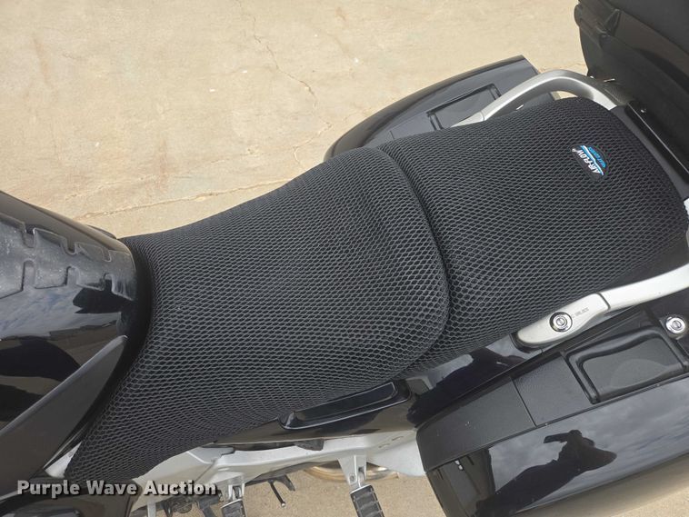 image for item ER1618 2006 Honda ST1300 motorcycle