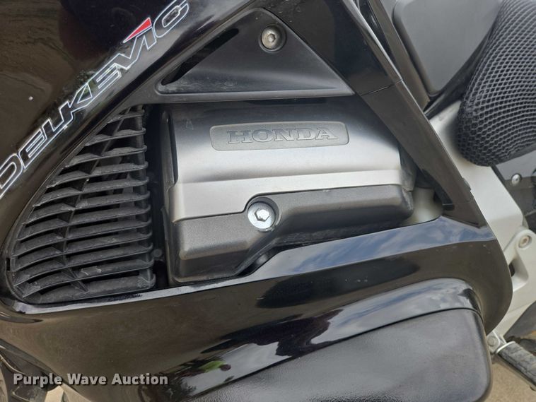 image for item ER1618 2006 Honda ST1300 motorcycle