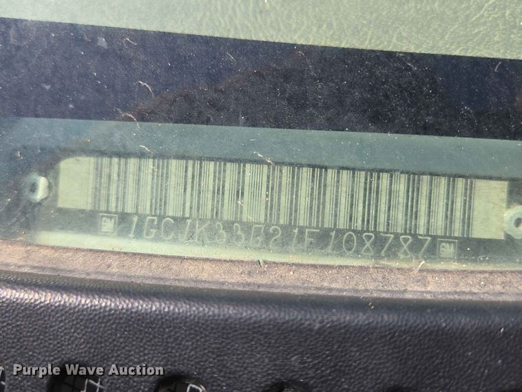 image for item ER1662 2001 Chevrolet Silverado Crew Cab pickup truck