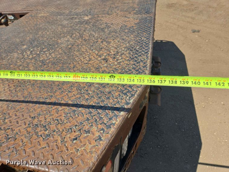 image for item ER1664 2018 RAM 3500 flatbed pickup truck