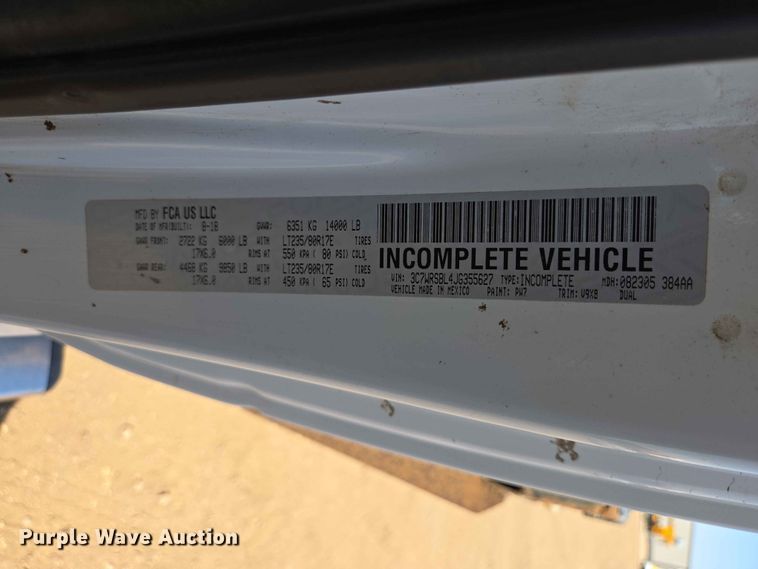 image for item ER1664 2018 RAM 3500 flatbed pickup truck