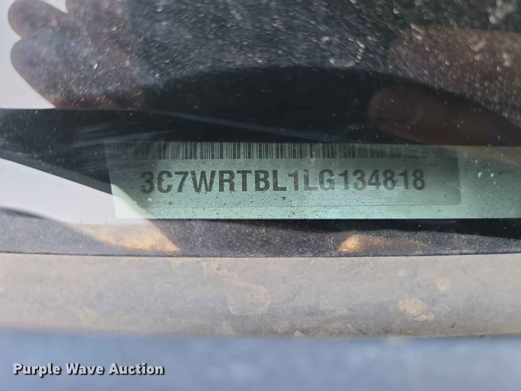 image for item ER1665 2020 RAM 3500 flatbed pickup truck