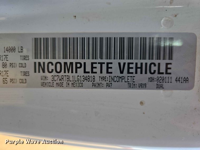 image for item ER1665 2020 RAM 3500 flatbed pickup truck