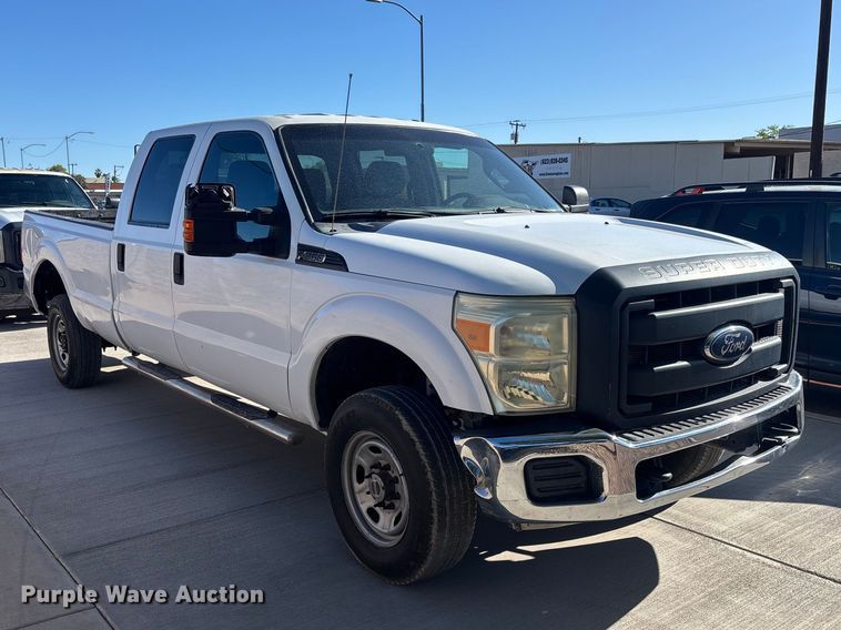 image for item ER7537 2011 Ford F350 Super Duty Crew Cab pickup truck
