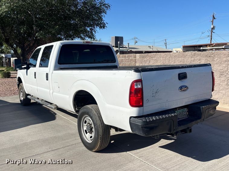 image for item ER7537 2011 Ford F350 Super Duty Crew Cab pickup truck