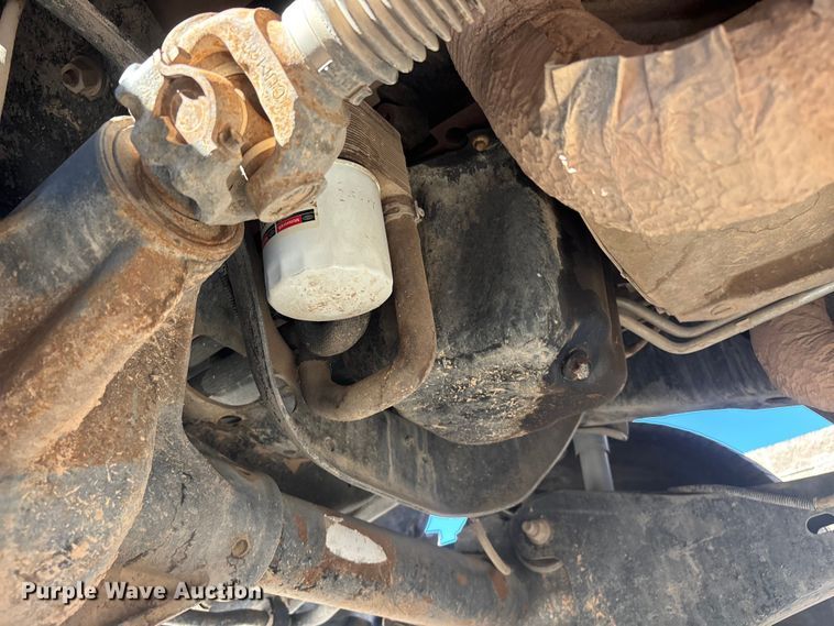 image for item ER7537 2011 Ford F350 Super Duty Crew Cab pickup truck