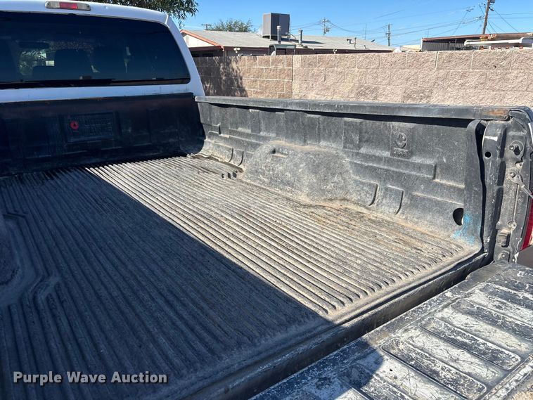 image for item ER7537 2011 Ford F350 Super Duty Crew Cab pickup truck