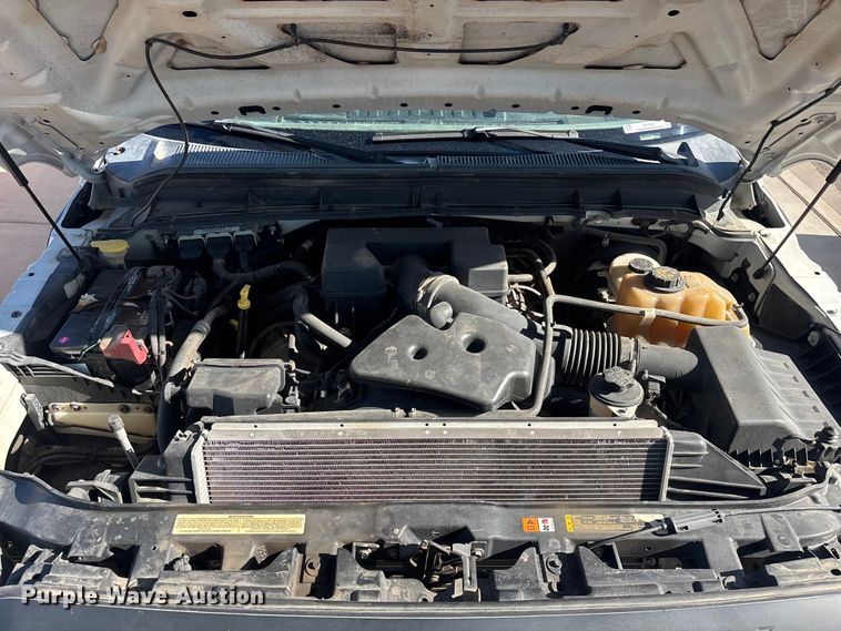 image for item ER7537 2011 Ford F350 Super Duty Crew Cab pickup truck