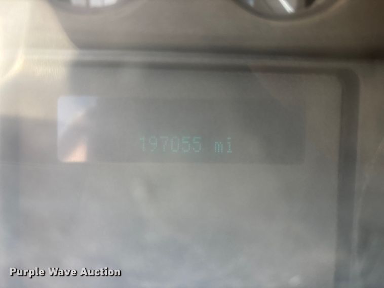 image for item ER7537 2011 Ford F350 Super Duty Crew Cab pickup truck