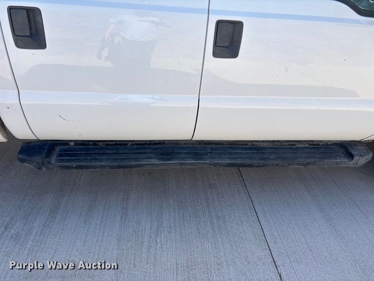 image for item ER7538 2012 Ford F250 Super Duty Crew Cab pickup truck