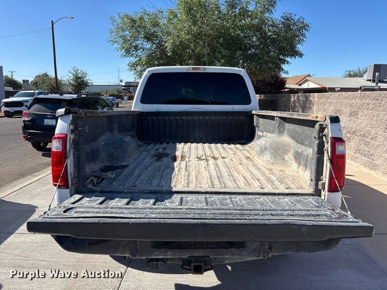 image for item ER7538 2012 Ford F250 Super Duty Crew Cab pickup truck