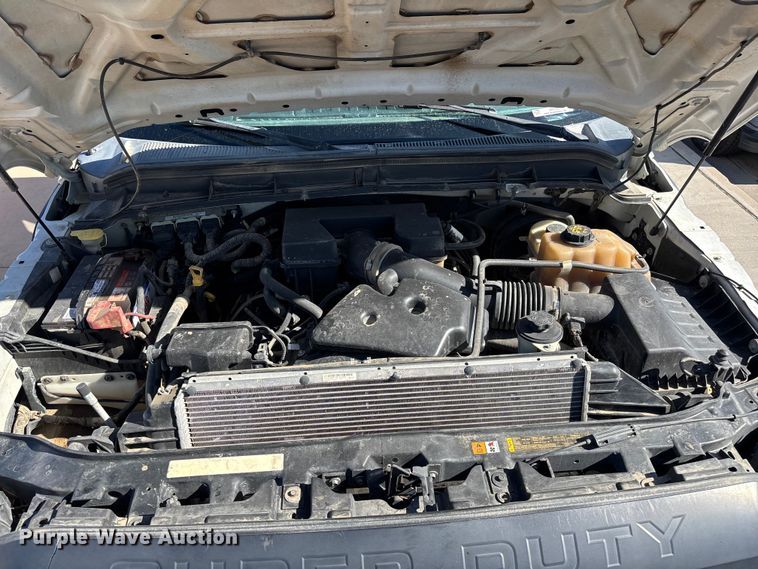 image for item ER7538 2012 Ford F250 Super Duty Crew Cab pickup truck