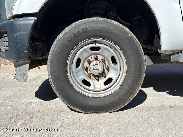 image for item ER7538 2012 Ford F250 Super Duty Crew Cab pickup truck