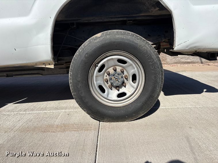 image for item ER7538 2012 Ford F250 Super Duty Crew Cab pickup truck