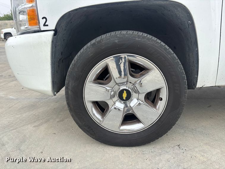image for item ER7593 2009 Chevrolet Silverado 1500 Ext. Cab pickup truck