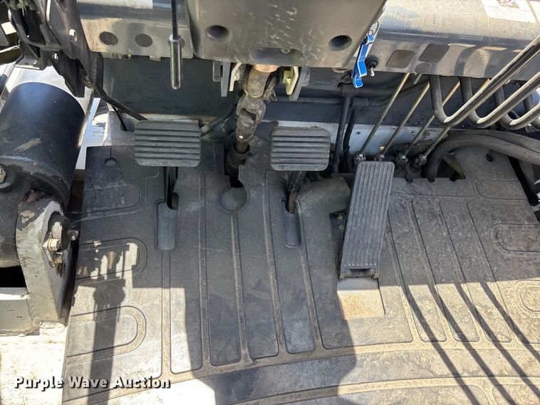 image for item ER7596 2017 UniCarriers PFD155H forklift