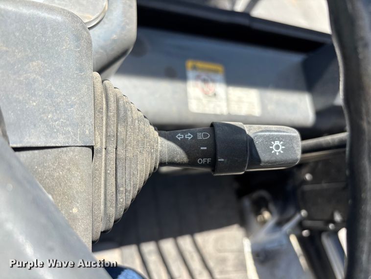 image for item ER7596 2017 UniCarriers PFD155H forklift