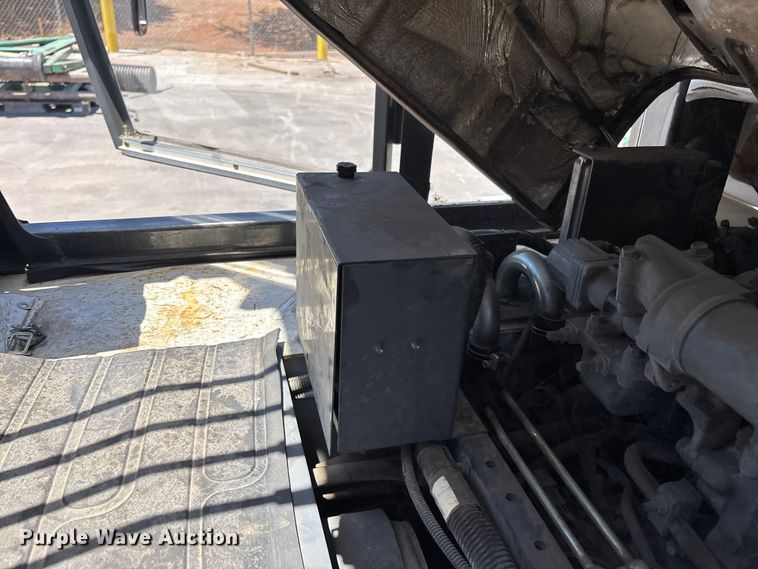image for item ER7596 2017 UniCarriers PFD155H forklift