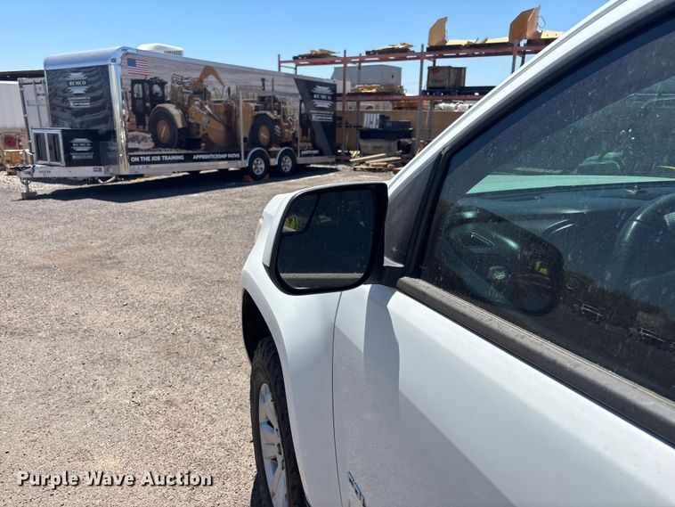 image for item ER7597 2022 Chevrolet Colorado  pickup truck