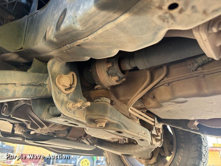 image for item ER7597 2022 Chevrolet Colorado  pickup truck