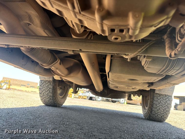 image for item ER7597 2022 Chevrolet Colorado  pickup truck