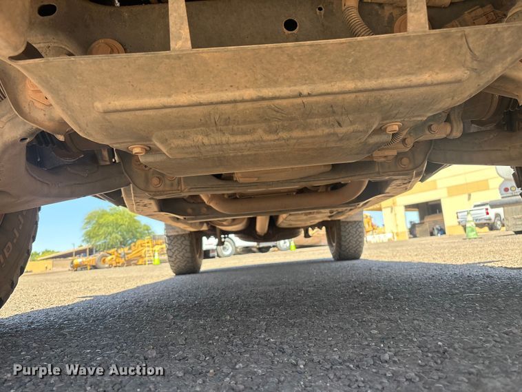 image for item ER7597 2022 Chevrolet Colorado  pickup truck