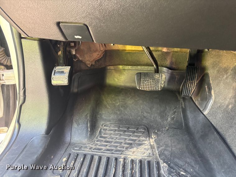 image for item ER7597 2022 Chevrolet Colorado  pickup truck