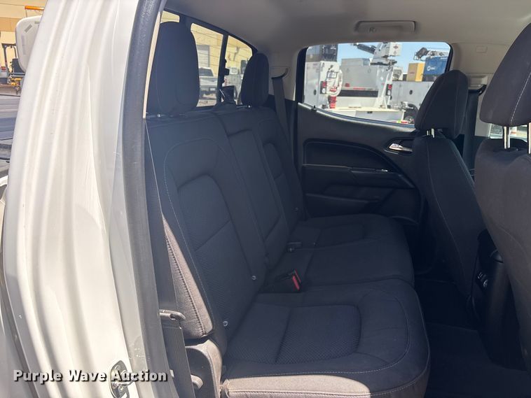 image for item ER7597 2022 Chevrolet Colorado  pickup truck