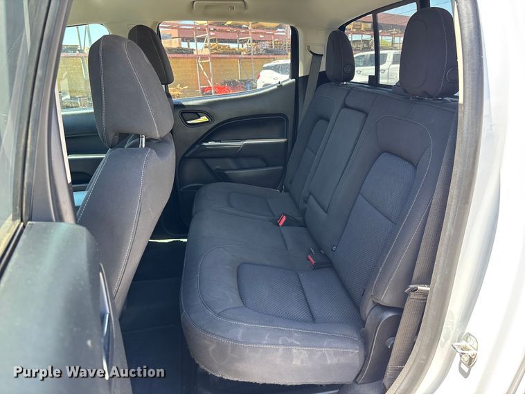 image for item ER7597 2022 Chevrolet Colorado  pickup truck