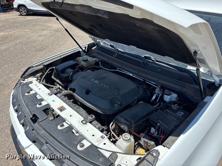 image for item ER7597 2022 Chevrolet Colorado  pickup truck