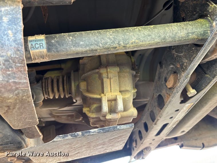 image for item ER7598 2022 Chevrolet Silverado 2500HD Crew Cab pickup truck