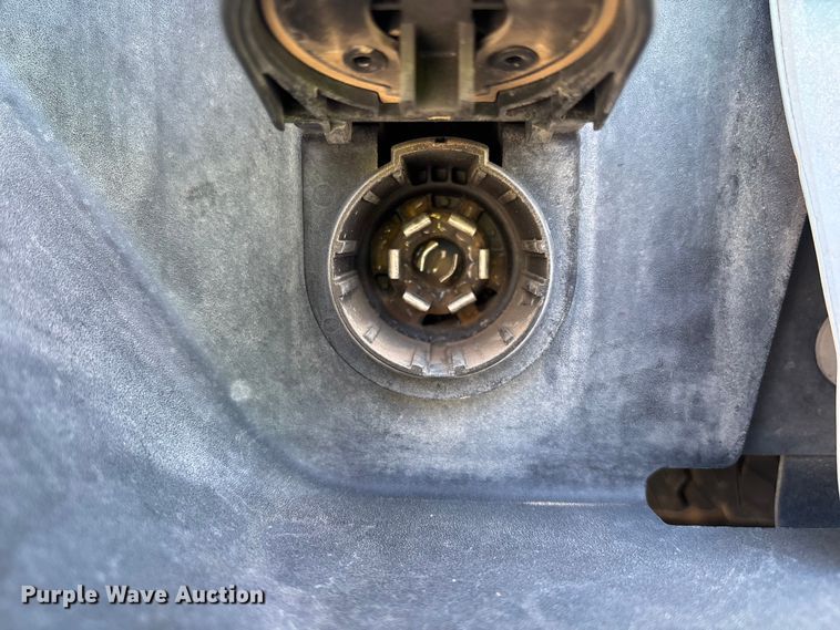 image for item ER7598 2022 Chevrolet Silverado 2500HD Crew Cab pickup truck