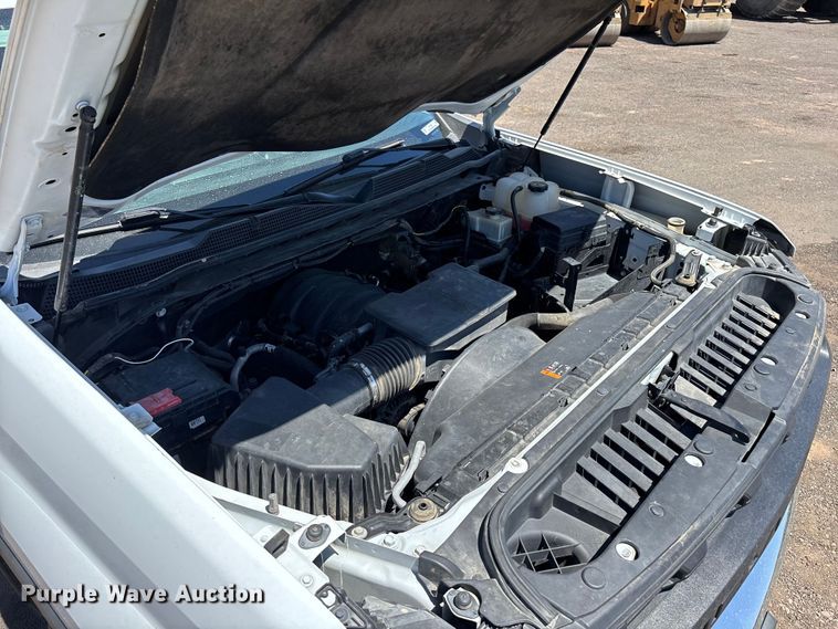 image for item ER7598 2022 Chevrolet Silverado 2500HD Crew Cab pickup truck