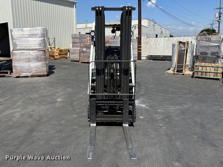 image for item ER7600 2017 UniCarriers CFS40 forklift