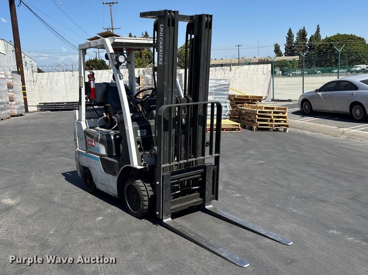 image for item ER7600 2017 UniCarriers CFS40 forklift
