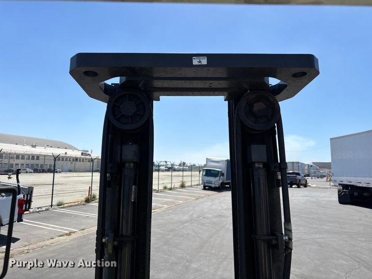 image for item ER7600 2017 UniCarriers CFS40 forklift