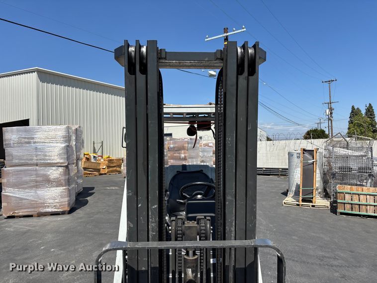 image for item ER7600 2017 UniCarriers CFS40 forklift