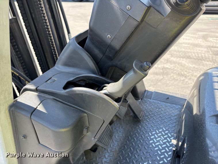 image for item ER7600 2017 UniCarriers CFS40 forklift