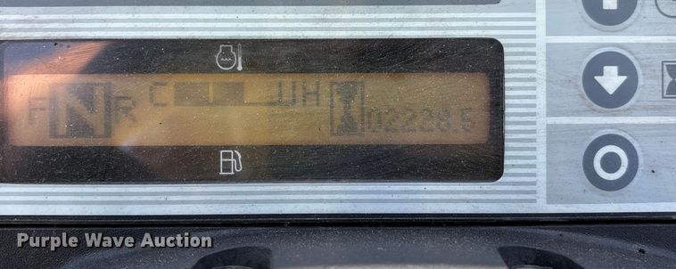 image for item ER7600 2017 UniCarriers CFS40 forklift