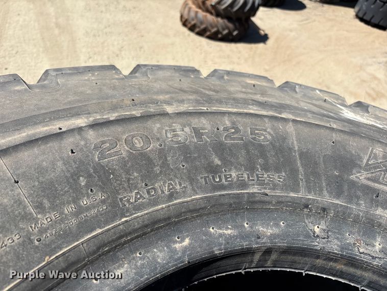 image for item ER7616 (4) Bridgestone VJT 20.5R25 tires