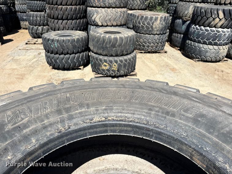 image for item ER7616 (4) Bridgestone VJT 20.5R25 tires