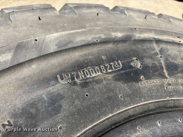image for item ER7616 (4) Bridgestone VJT 20.5R25 tires